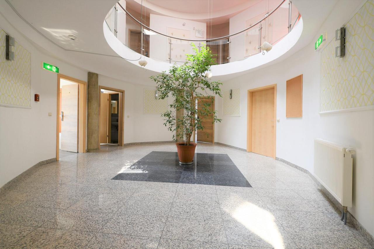 เบสต์ วัน โฮเต็ล Hotel Rossdorf  ภายนอก รูปภาพ